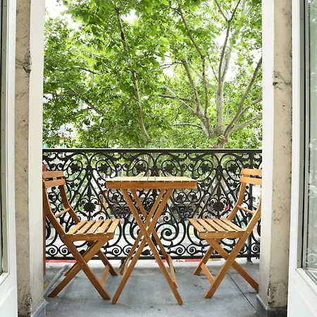 Center Of By Prestige شقة