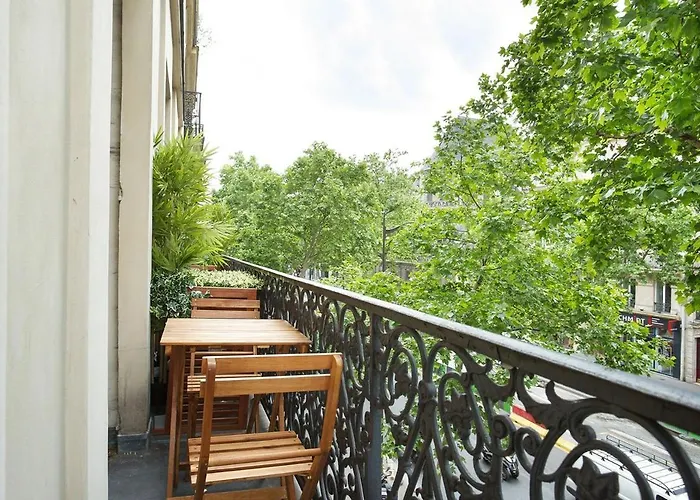 Center Of By Prestige Paris